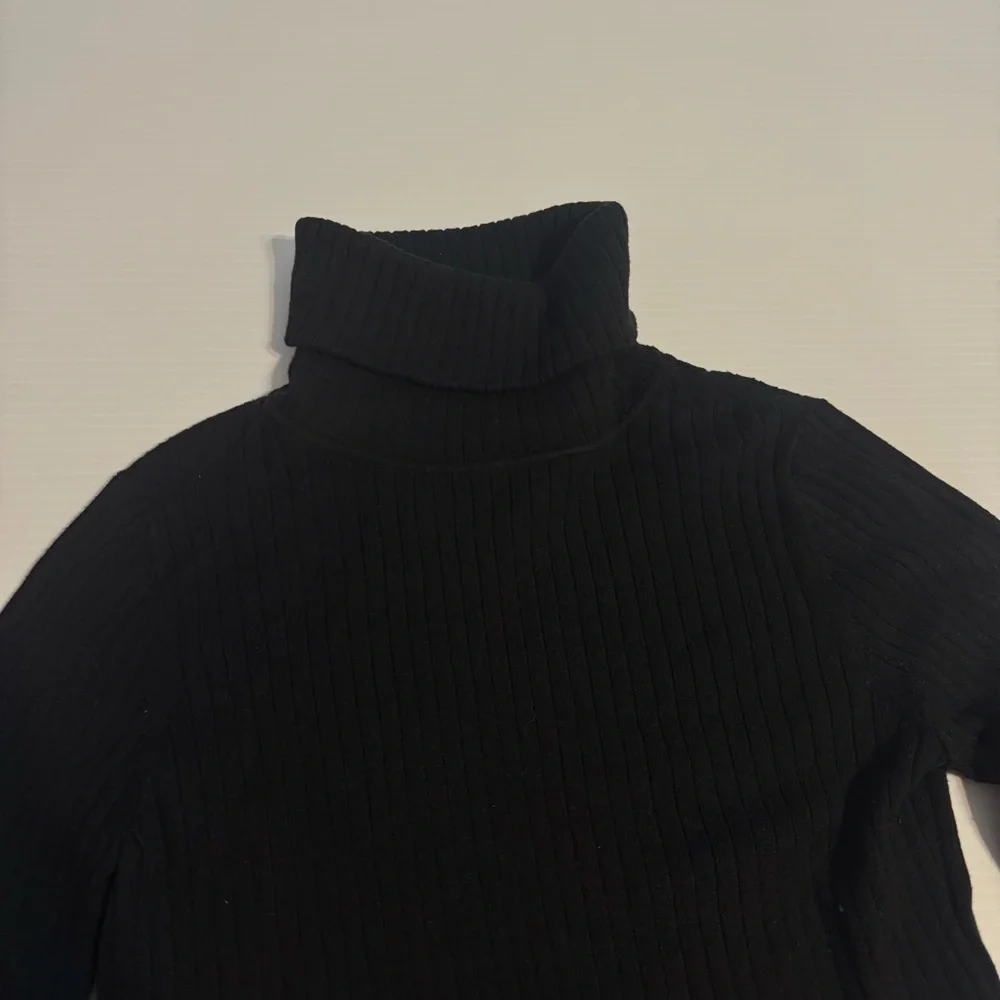 J. McLaughlin Arlette Ribbed Turtleneck Sweater Black Women’s Large Buttons XS - Picture 5 of 10